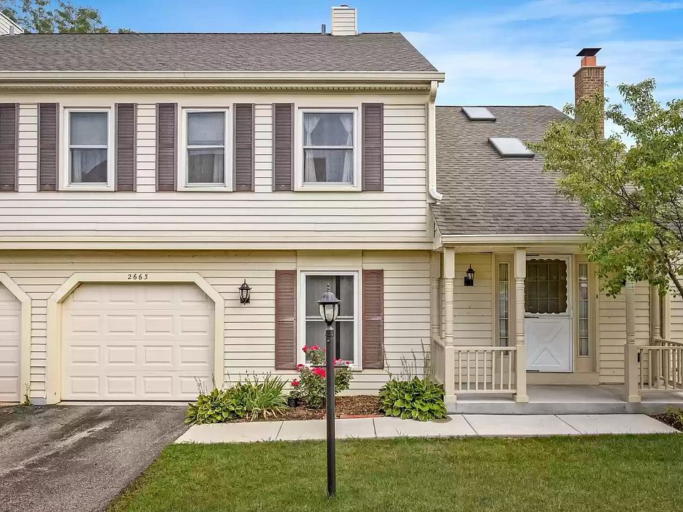 1st image of 2663 College Hill Cir