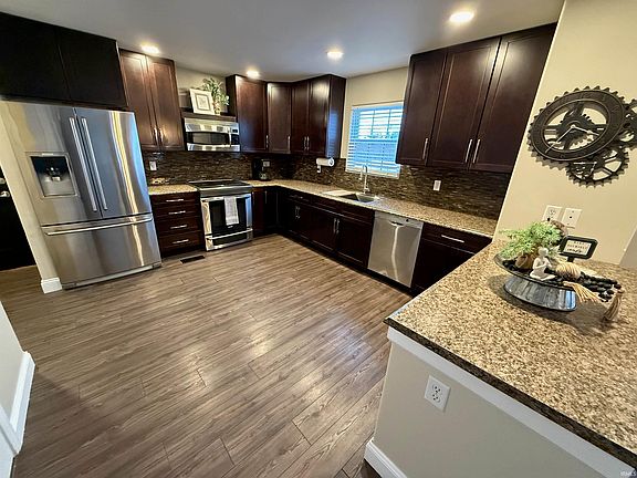 4th image of 9831 W Winyard Pl