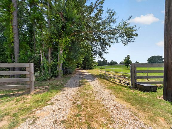 2nd image of 10736 County Road 334