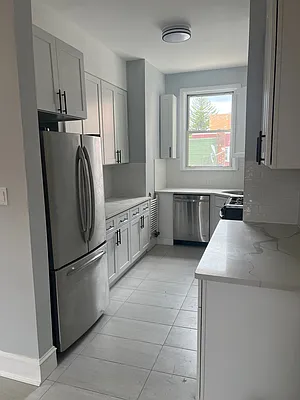 Rented by Laffey Real Estate | media 17