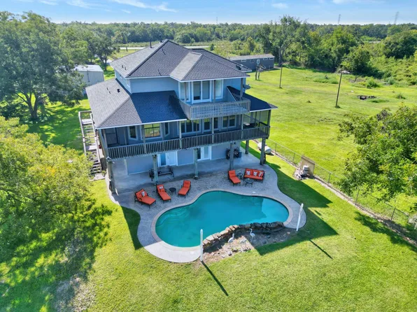 3054 Fm 2611 Rd, Brazoria, TX 77422