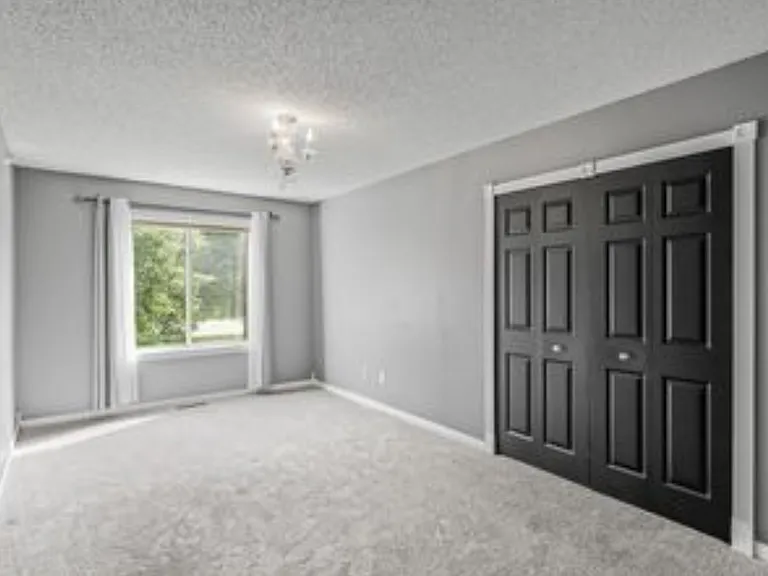 3870 Abercrombie Ln — Photo 8