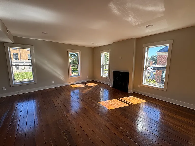 303 N Capitol Ave #201 — Photo 4