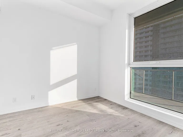 7890 Jane St #2910 — Photo 22