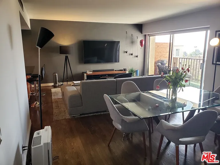 10450 Wilshire #1-6D — Photo 5