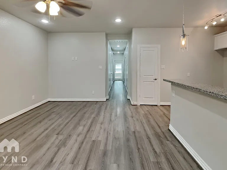10401 Cathedral Dr #B — Photo 3