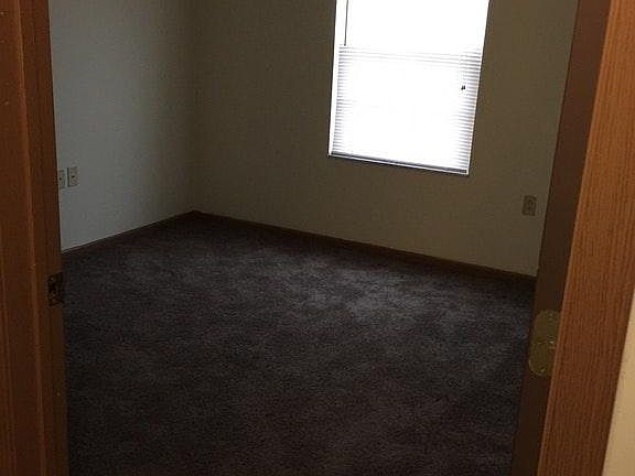 3rd image of 803 Barbara Heights Dr