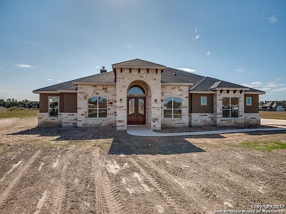 3rd image of 112 Caylea Dr