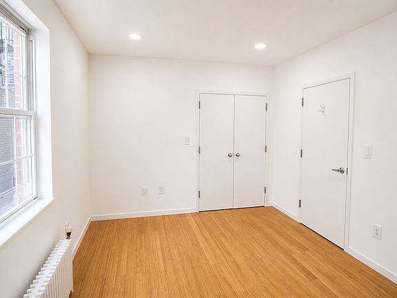 5th image of 3255 45th St #1