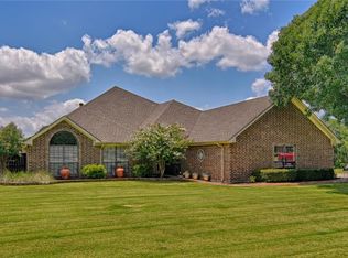 9404 Ravenswood Rd, Granbury, TX 76049