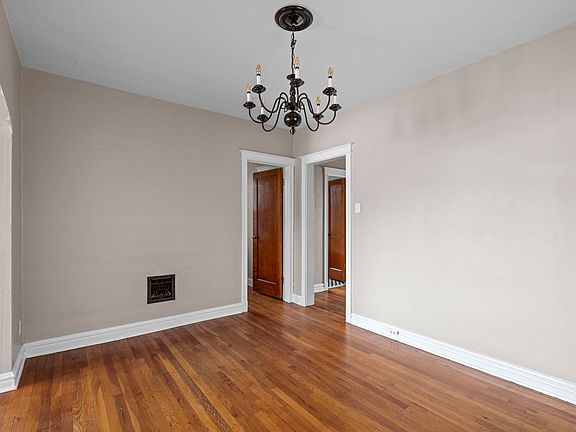 5th image of 4930 Tholozan Ave #A