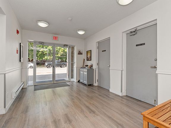 3rd image of 9006 Edward St #302