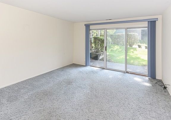 5th image of 1231 N Regency Dr #1