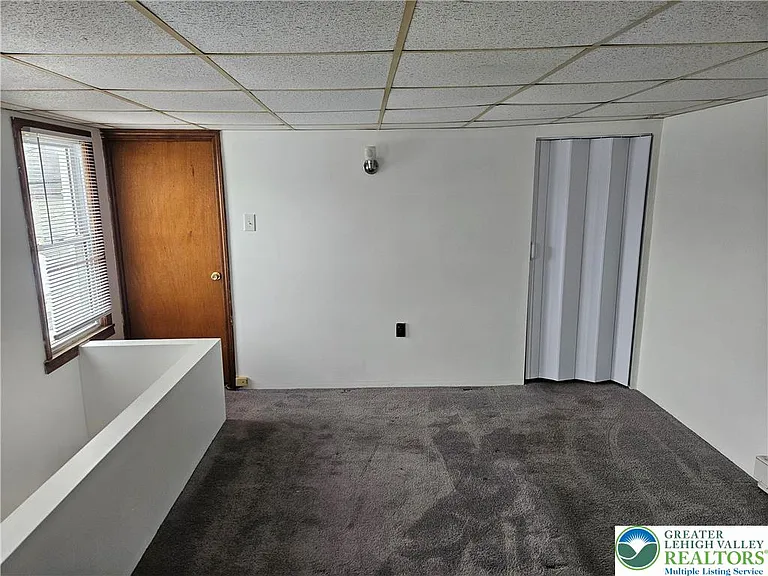 546 E Kline Ave — Photo 8