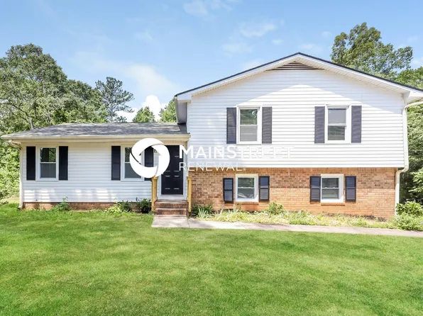 185 Hyde Cir, Newnan, GA 30263