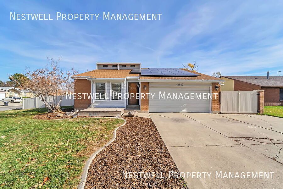 1st image of 4949 S Hensley Cir