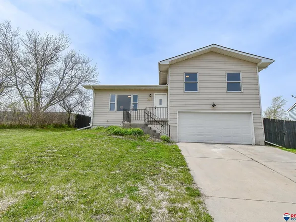 4017 NW 57th St, Lincoln, NE 68524