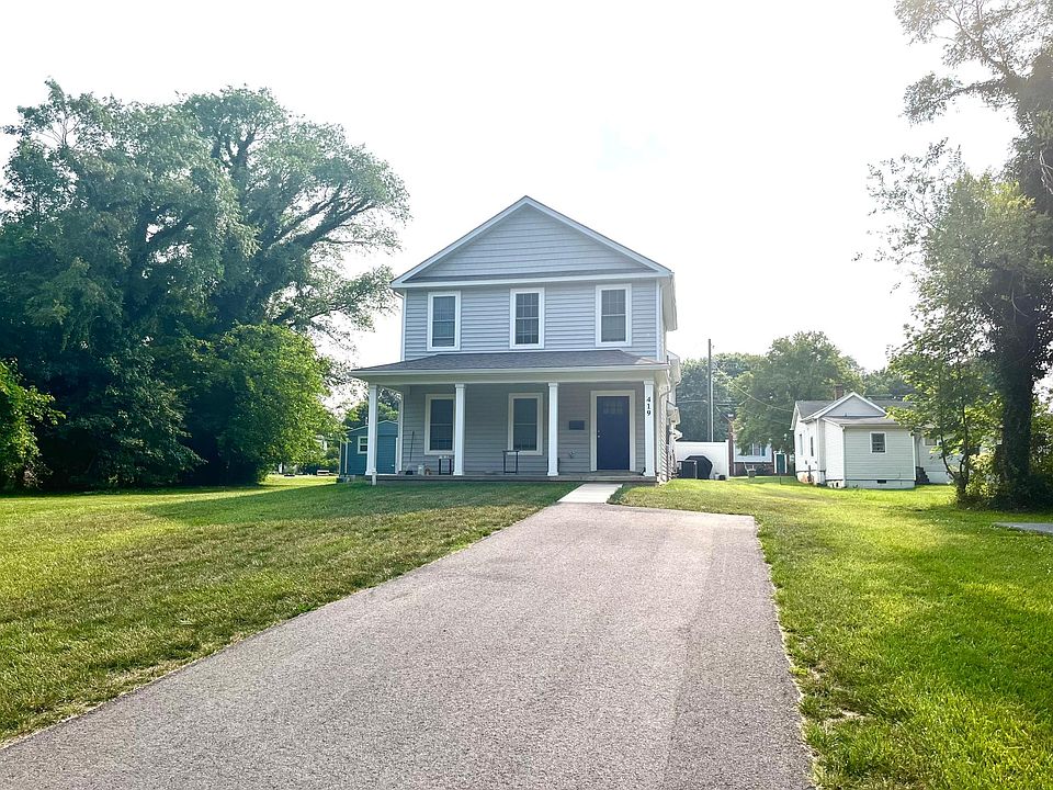 1st image of 419 White Oak St
