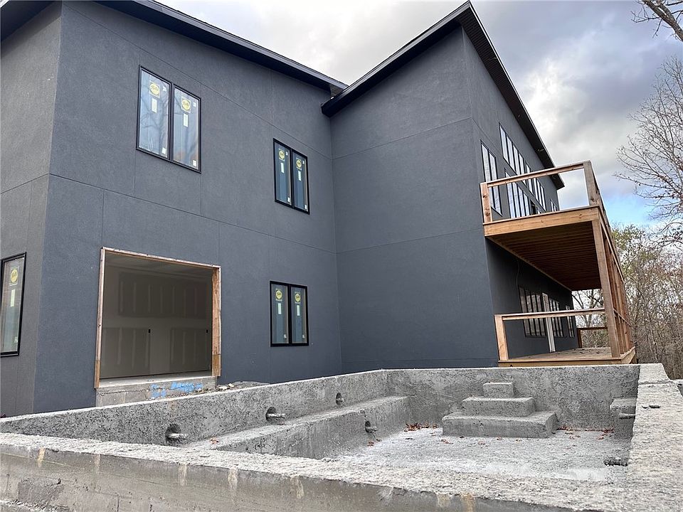 1st image of 18 Drifton Dr