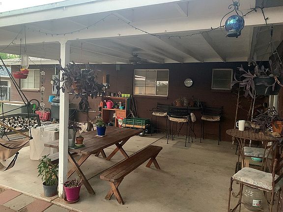 4th image of 504 W Gila St