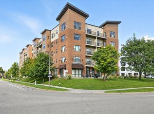 1155 Ford Rd APT 203, Saint Louis Park, MN 55426