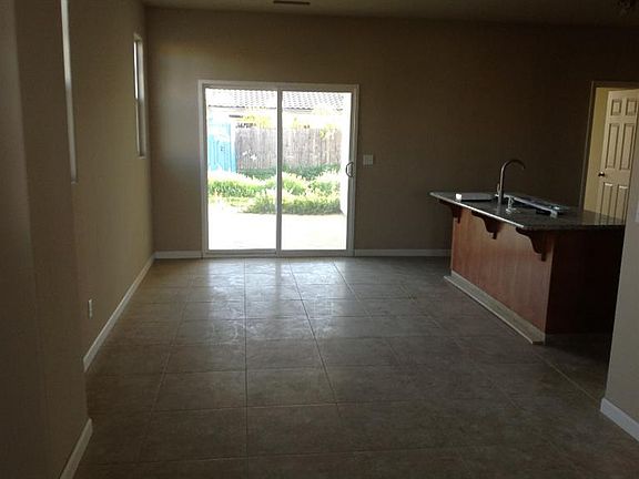 3rd image of 1461 Serna Ave
