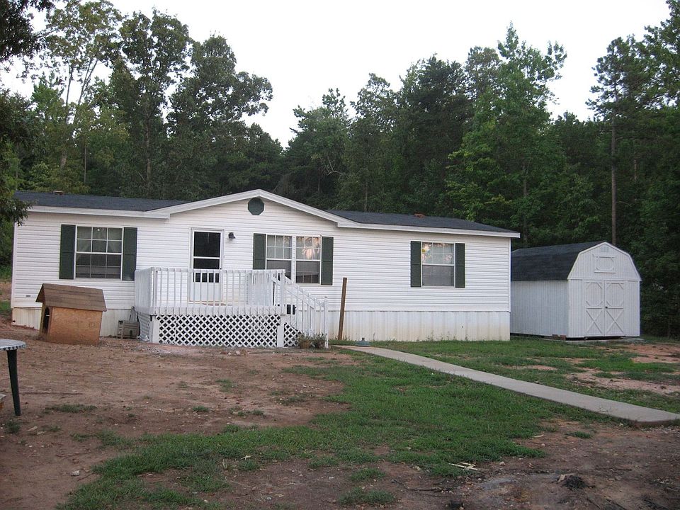 2nd image of 303 Woodforest Ln