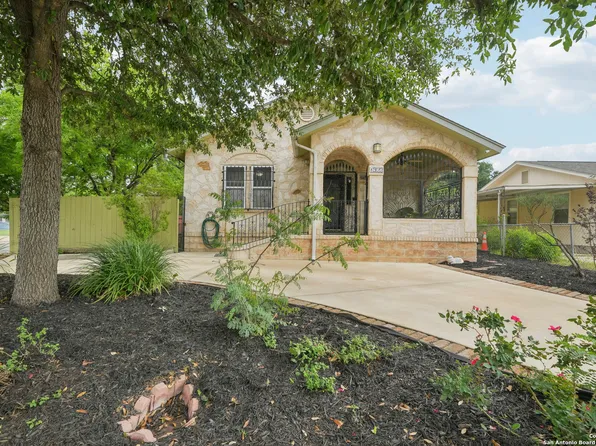 1923 W Pyron Ave., San Antonio, TX 78211