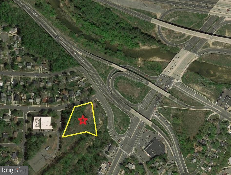 1st image of Burgundy Pl