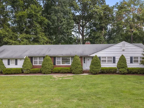 7 Green Hill Road, Colts Neck, NJ 07722