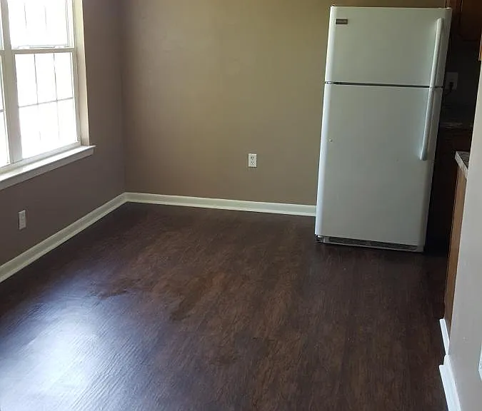943 Valley Rd #C — Photo 5