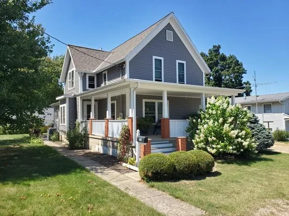 510 N Randolph St, Princeton, IL 61356