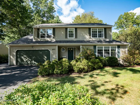 697 Mc Crey Drive, Ballston Spa, NY 12020
