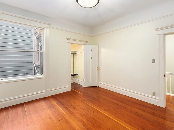 5th image of 1540 Howard St