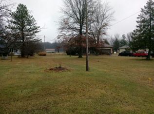 34490 Law Rd, Grafton, OH 44044