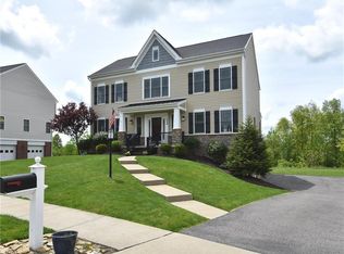 112 Bridal Ln, Oakdale, PA