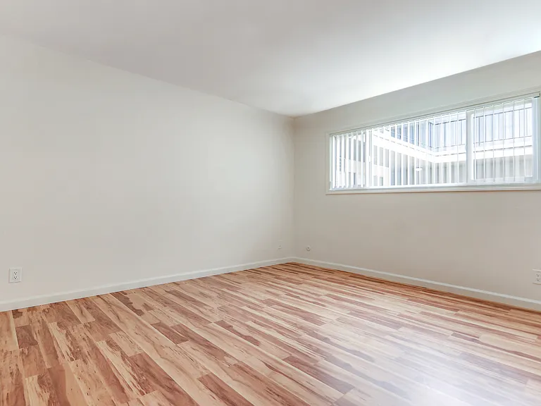 9520 Lucerne Ave — Photo 14