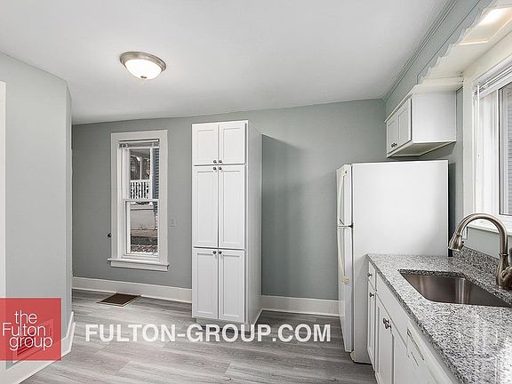 4th image of 44 Arthur Ave NE