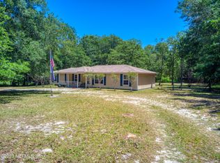 18 Bluebell Ave, Middleburg, FL 32068