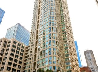 345 N La Salle Dr APT 2307, Chicago, IL 60654