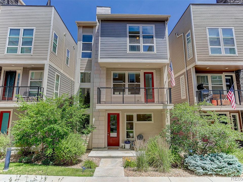 1st image of 530 E Hinsdale Avenue