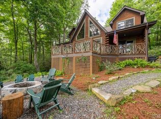37 Pine Cone Ct, Sapphire, NC 28774