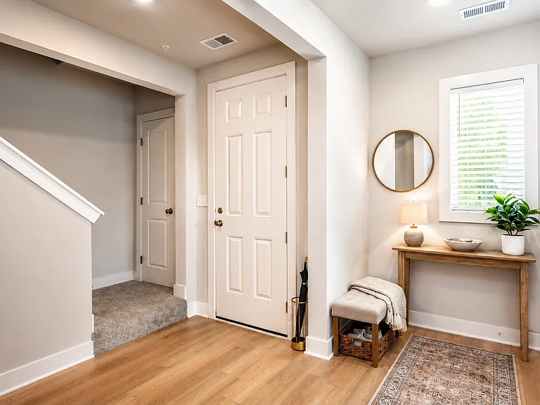 701 Halcyon Ln — Photo 29