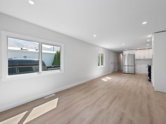 5th image of 2805 Westsyde Rd #14