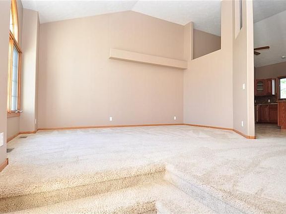 4th image of 3428 Ohanlon Dr