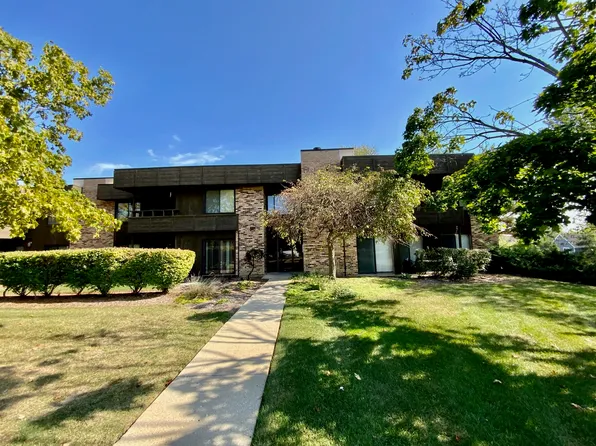 1365 N Sterling Ave #D113, Palatine, IL 60067