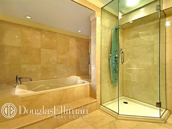 3rd image of 259 21st St #4B