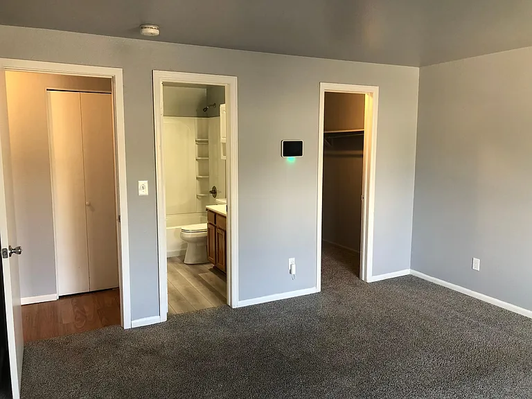 1700 Gifford Dr — Photo 11