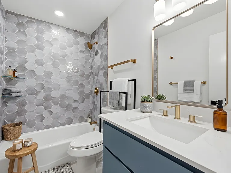 9410 Moss Farm Ln — Photo 14