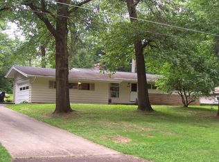 5854 Woodward Dr, Akron, OH 44319